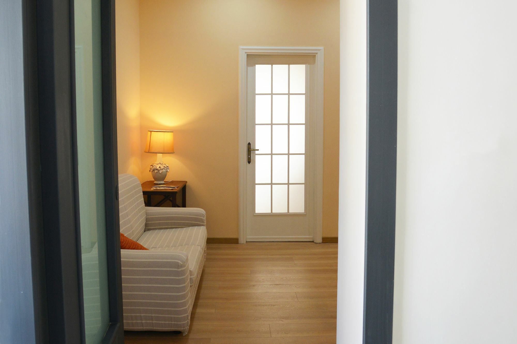 Donnaregina Boutique Apartment Napoli Exterior foto